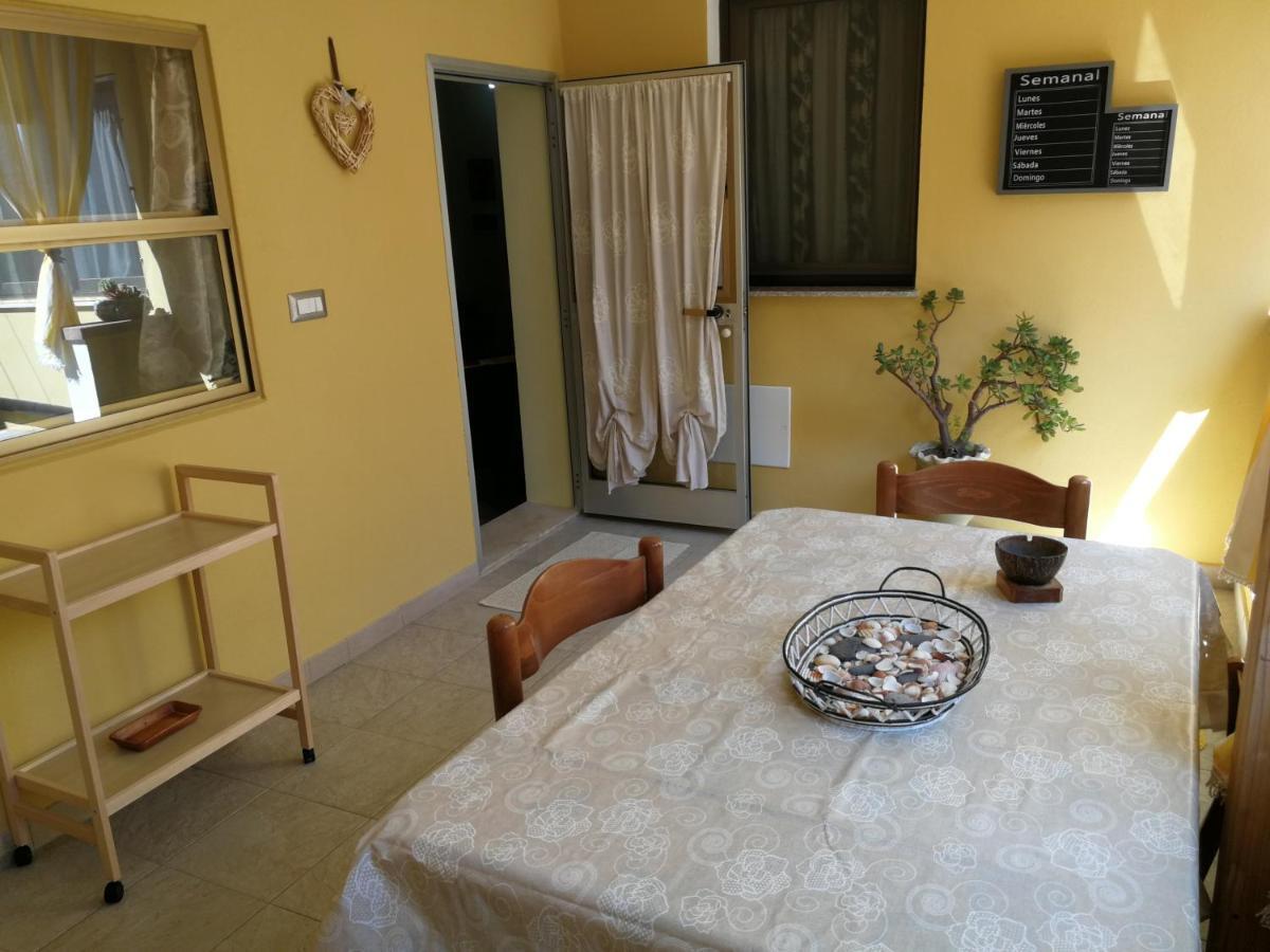 Casa Debby Villa Porto Torres Exterior photo